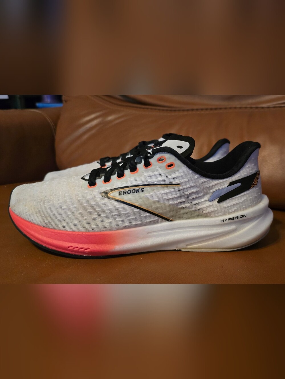 Brooks Hyperion Running Shoes womens size 8.5